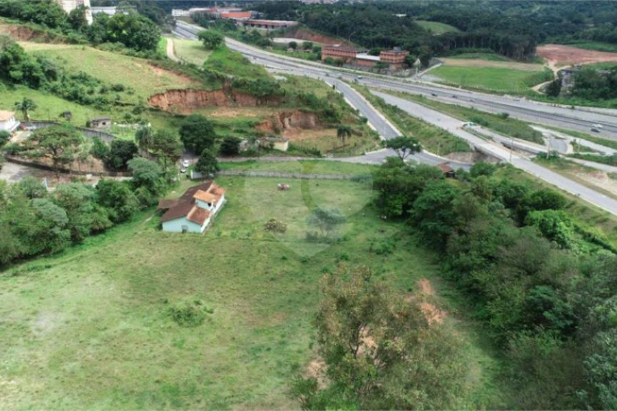 Terreno à venda ou para alugar com 2 quartos, sendo 1 suíte, em Parque Edu Chaves, São Paulo, SP