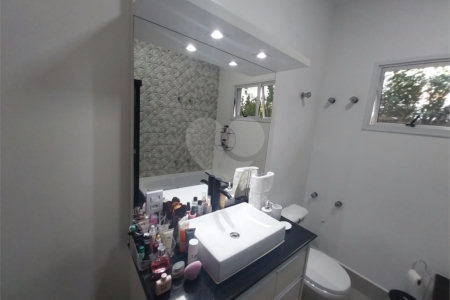 Casa Térrea Disponível para Locação e Venda no Condomínio Vilaggio Capriccio
