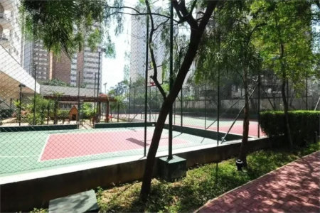 Apartamento à venda com 4 suítes em Vila Andrade, São Paulo, SP
