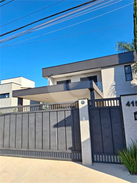 Casa à venda com 3 suítes em Vila Esperia ou Giglio, Atibaia, SP