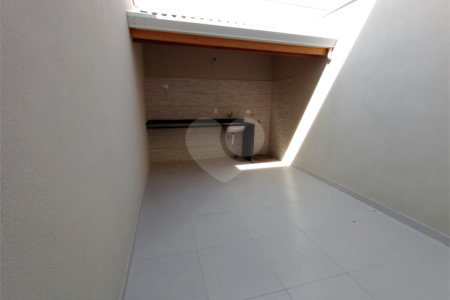 Sobrado à venda com 3 quartos, sendo 1 suíte,  em Campo Grande, São Paulo, SP