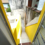 SOBRADO DE 100 M² COM 03 DORMITÓRIOS, VAGA E QUINTAL PARA LOCAÇÃO (OU VENDA) NO JARDIM DO COLEGIO-SANTANA