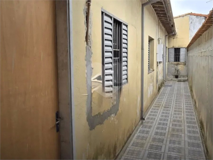 Casa à venda com 3 quartos em Vila Bela Flor, Mogi das Cruzes, SP