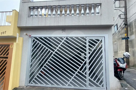 Casa à venda com 3 quartos, sendo 1 suíte,  em Vila Gustavo, São Paulo, SP