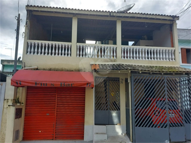 Sobrado à venda com 4 quartos no Brasilândia, São Paulo, SP