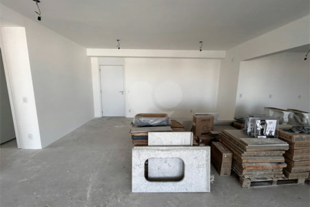Apartamento à venda com 3 suítes em Vila Clementino, São Paulo, SP