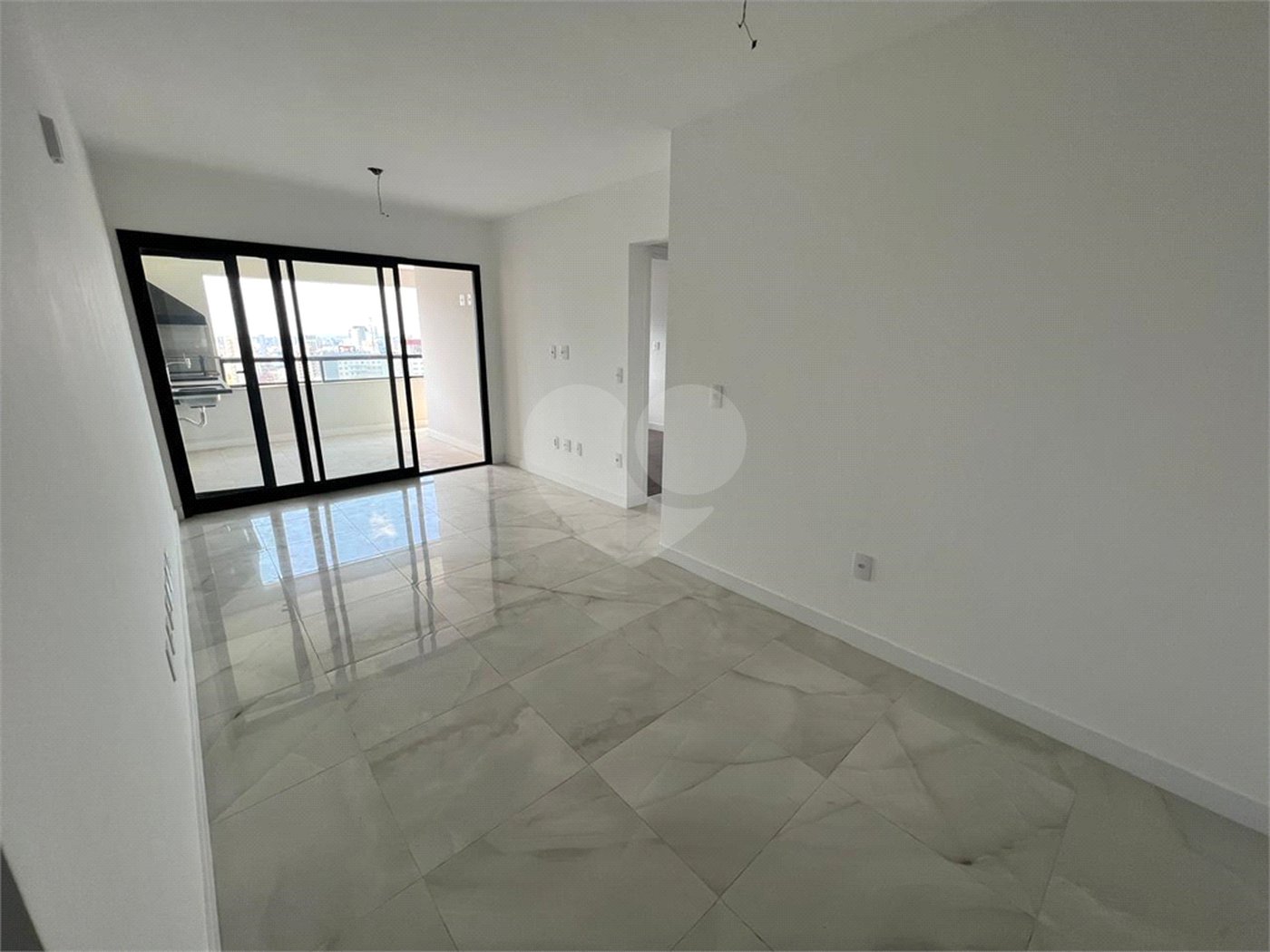 Apartamento à venda com 2 suítes em Parque Campolim, Sorocaba, SP
