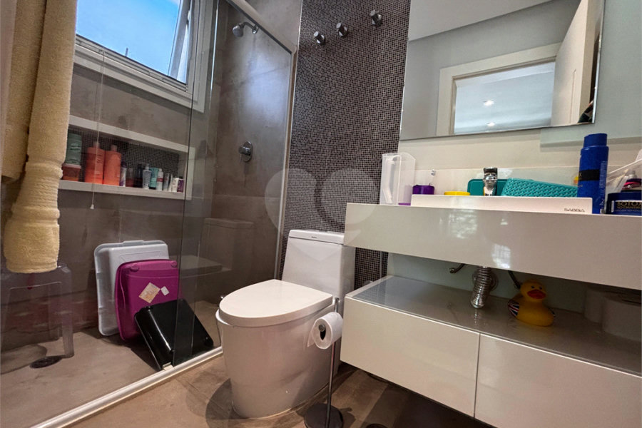 Casa à venda com 4 quartos, sendo 3 suítes, no condomínio Reserva Nova Cantareira, São Paulo - SP