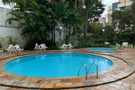 Apartamento à venda com 3 quartos, sendo 1 suíte,  em Jardim Marajoara, São Paulo, SP