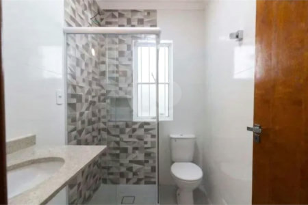 Casa à venda com 3 quartos, sendo 1 suíte, em Jardim Peri Peri, São Paulo, SP