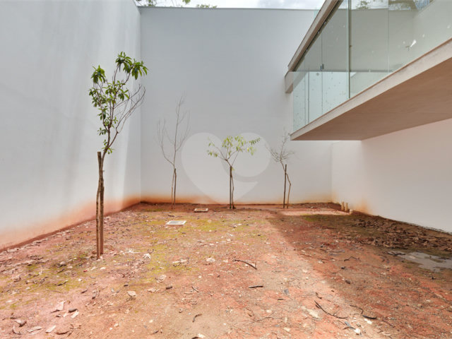 Casa à venda com 3 suítes no condomínio Residencial Heron 140, São Paulo - SP