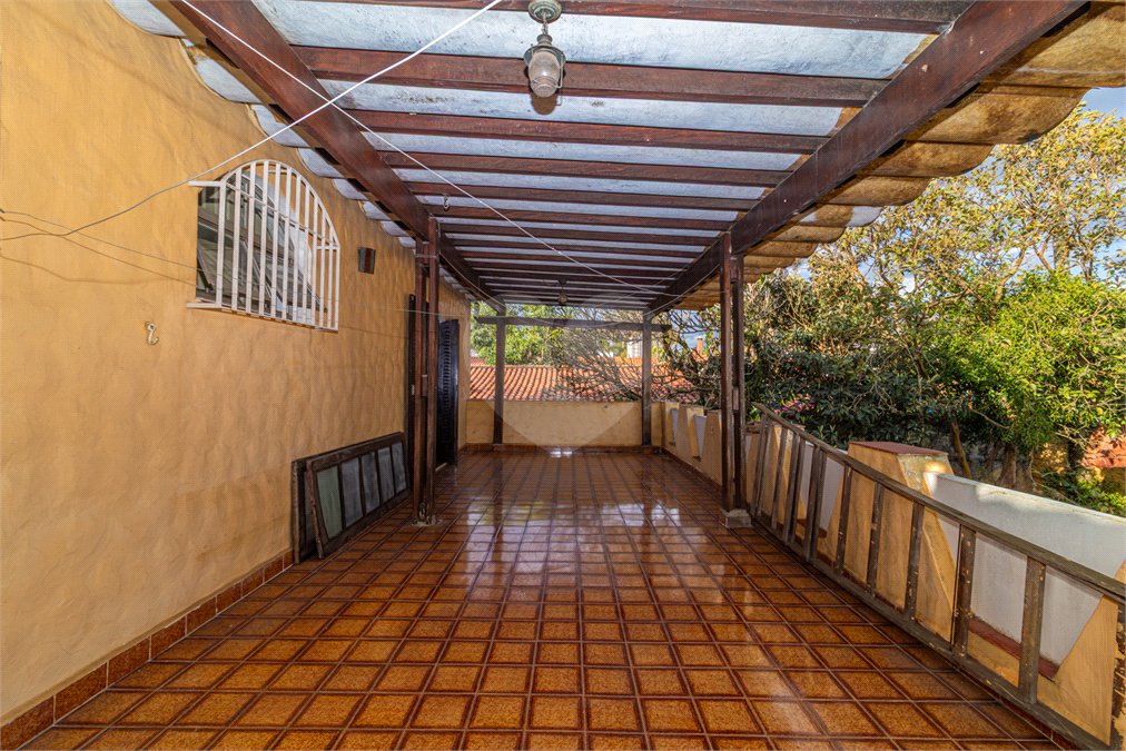 Casa à venda com 3 quartos, sendo 1 suíte, em Interlagos, São Paulo, SP