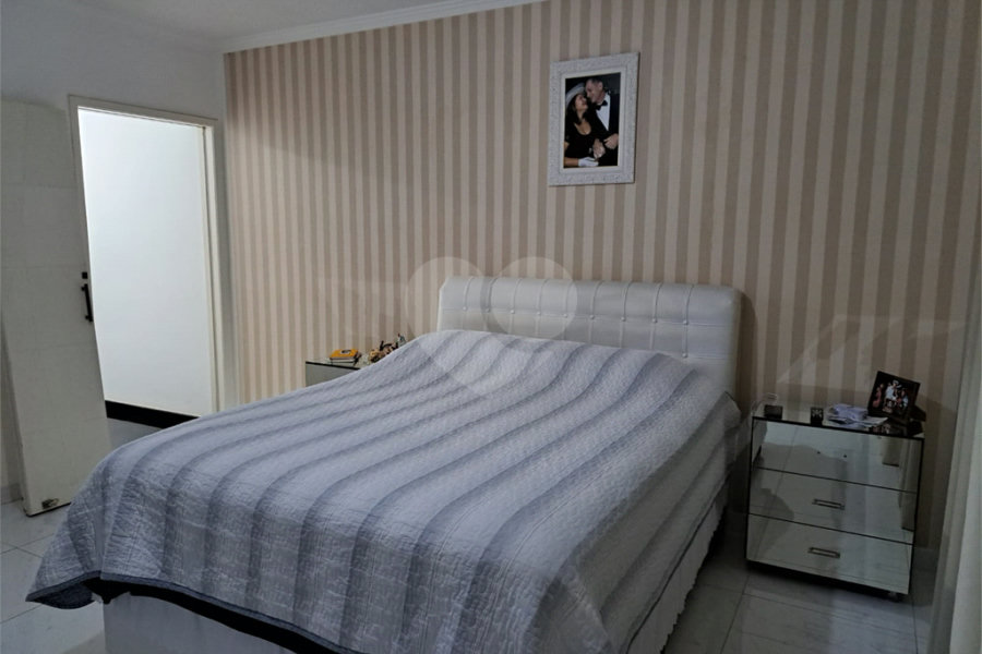 Sobrado à venda com 4 quartos, sendo 2 suítes, em Jaraguá, São Paulo, SP