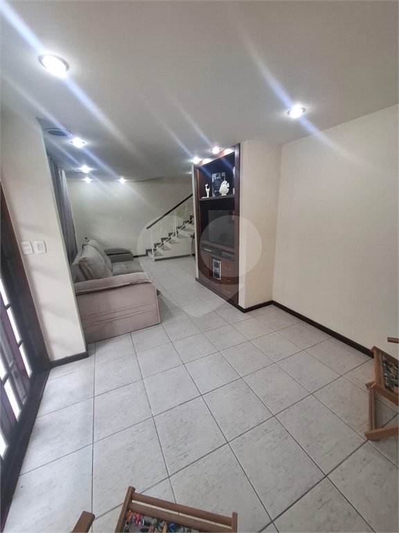 Casa à venda com 3 quartos, sendo 1 suíte, em Campo Grande, Rio de Janeiro, RJ