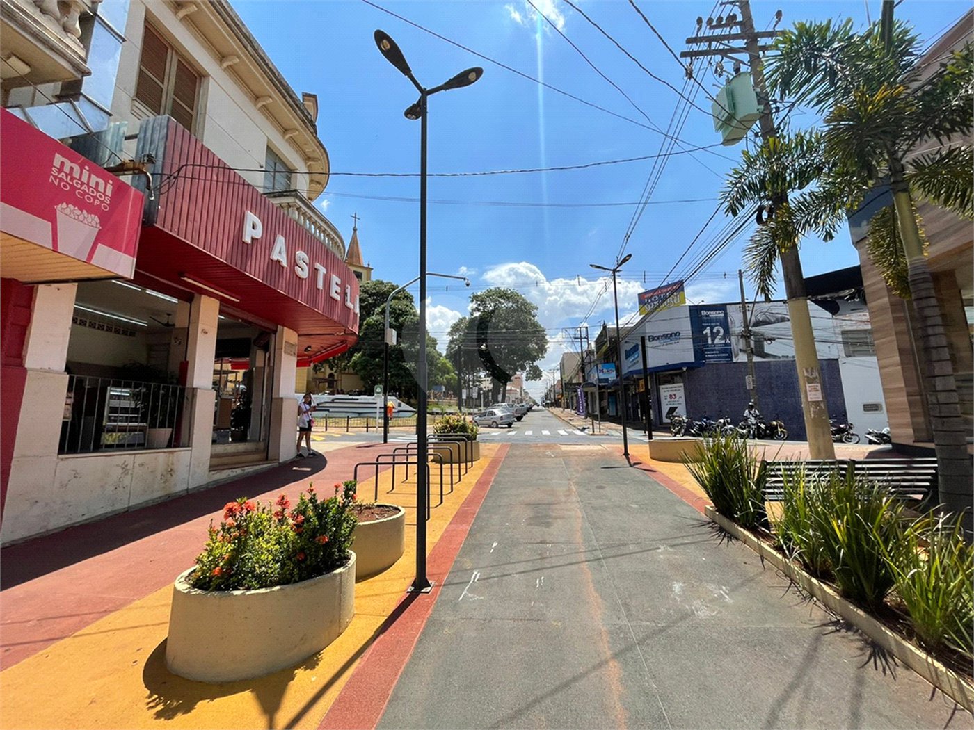 Prédio comercial no Centro de São Carlos