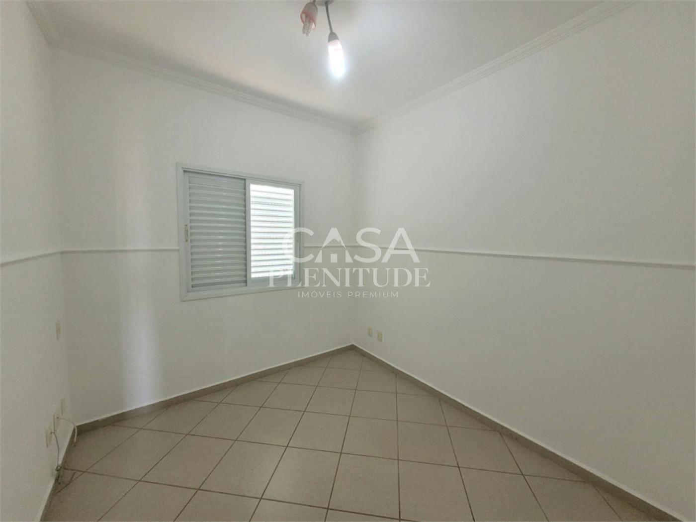 Casa em condomínio à venda com 3 quartos, sendo 1 suíte, em Parque Campolim, Sorocaba, SP