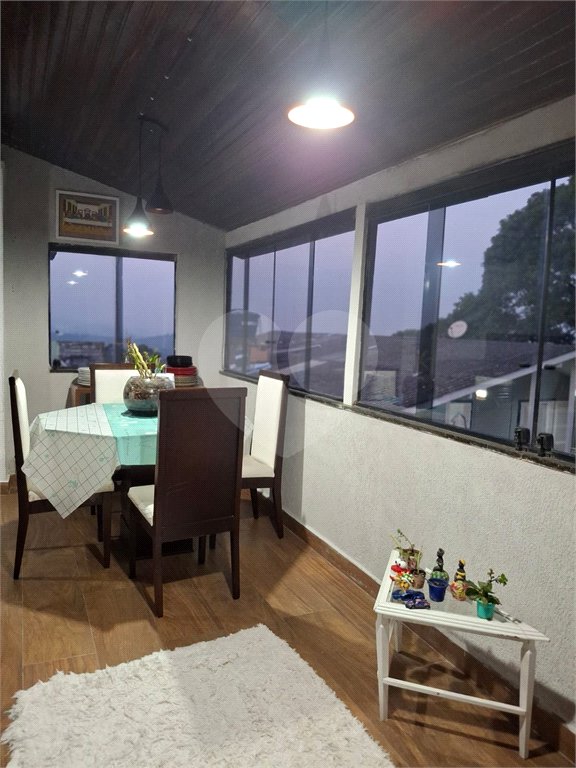 Casa à venda ou para alugar com 3 quartos, sendo 2 suítes, no condomínio Jardim da Montanha I, Mairiporã - SP