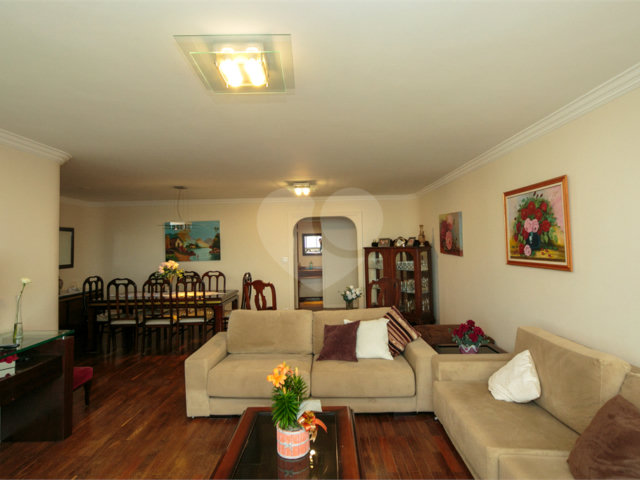Apartamento à venda com 4 quartos, sendo 1 suíte,  em Alto da Boa Vista, São Paulo, SP