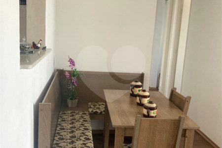 Apartamento à venda com 2 quartos, sendo 1 suíte,  em Jardim Flor da Montanha, Guarulhos, SP