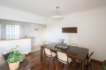 Apartamento à venda com 2 quartos, sendo 1 suíte, em Parque Colonial, São Paulo, SP