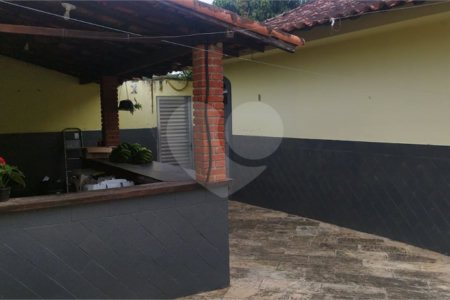 Casa à venda com 3 quartos, sendo 1 suíte, em Jardim Ikeda, Suzano, SP