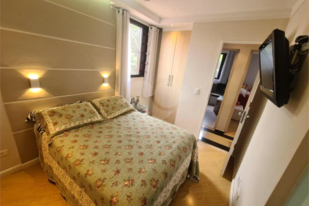 Apartamento à venda com 3 quartos, sendo 1 suíte, em Tatuapé, São Paulo, SP