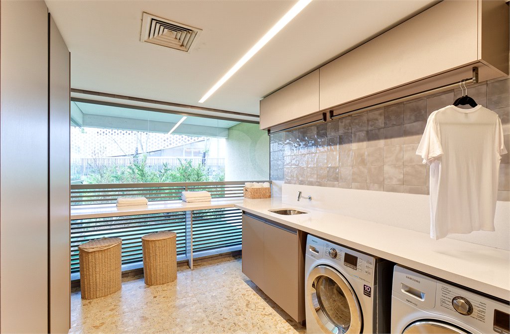 Duplex à venda com 4 suítes em Panamby, São Paulo, SP