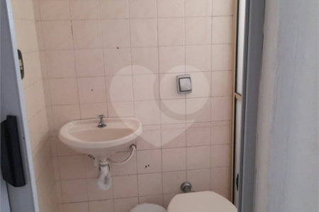 Sobrado à venda com 3 quartos, sendo 1 suíte, em Vila Mariana, São Paulo, SP