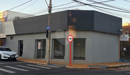 Salão para alugar no Centro, Araraquara, SP