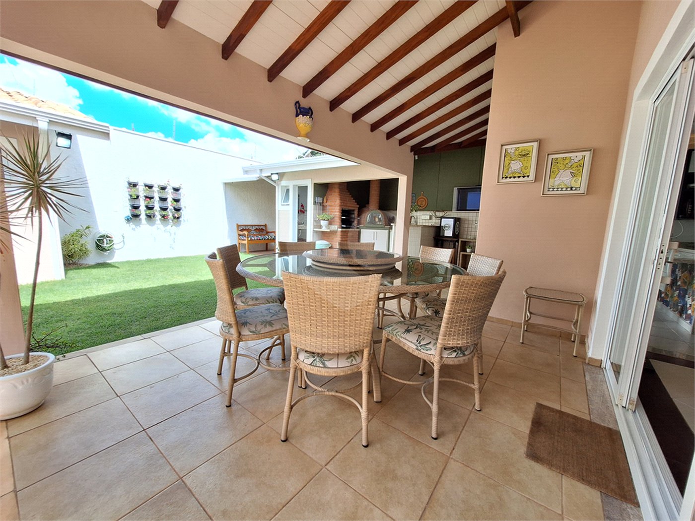 Casa à venda com 3 suítes no condomínio Residencial Villa Di Treviso, Vinhedo - SP