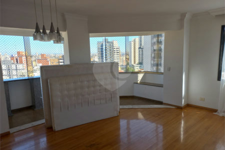 Apartamento à venda com 3 quartos, sendo 2 suítes, em Água Fria, São Paulo, SP