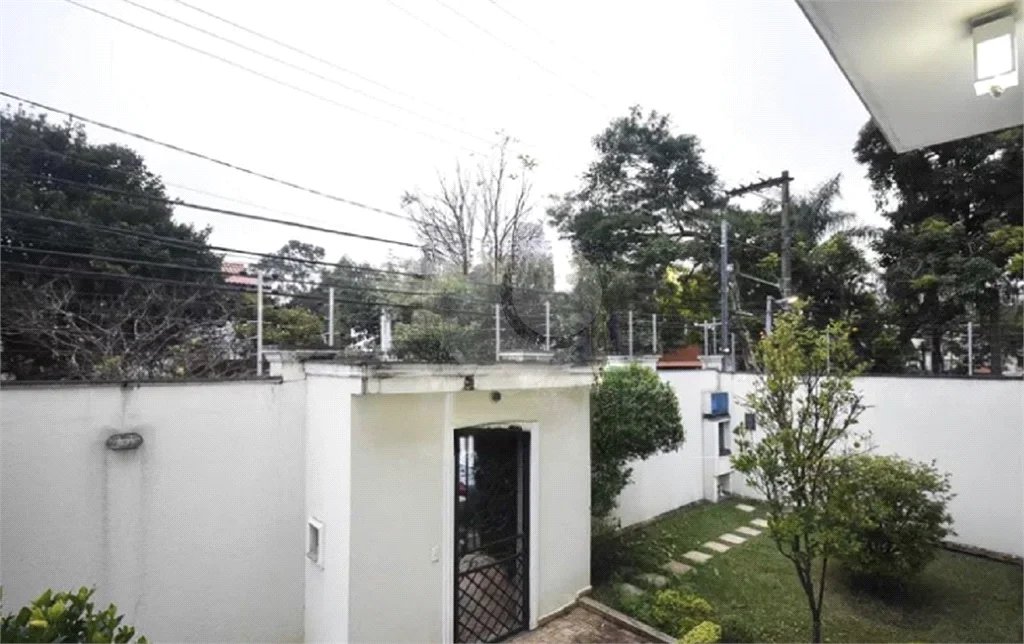 Casa à venda com 5 suítes em Jardim Londrina, São Paulo, SP