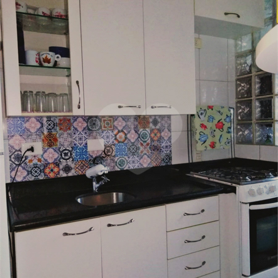 Apartamento à venda com 2 quartos em Parque Vitória, São Paulo, SP