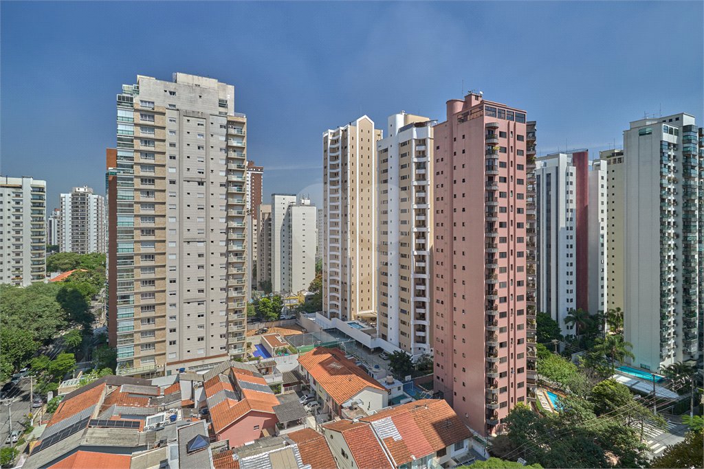 Apartamento para alugar com 1 quarto em Moema, São Paulo, SP
