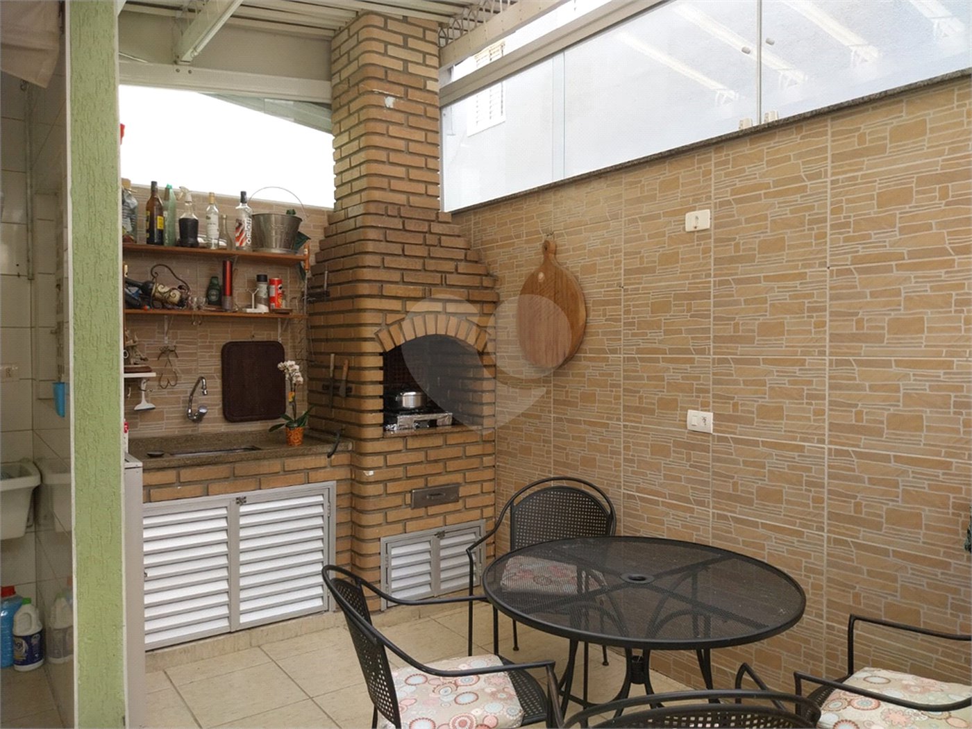 Casa à venda com 3 quartos, sendo 1 suíte, no condomínio Villagio Esperanza, Guarulhos - SP