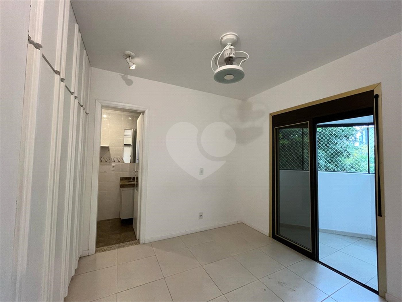 Apartamento para alugar com 3 suítes em Chácara Santo Antônio, São Paulo, SP