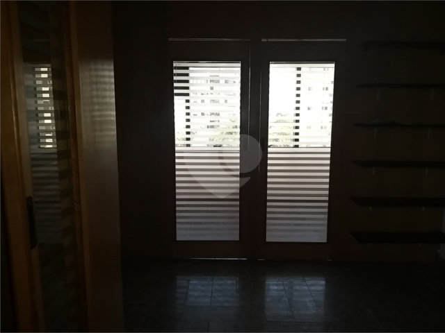 Prédio à venda em Santana, São Paulo, SP
