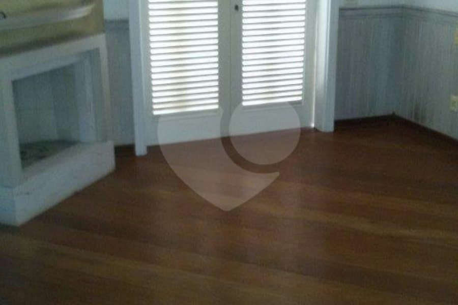 Casa à venda ou para alugar com 4 suítes no condomínio Chácara Francesa, São Paulo - SP
