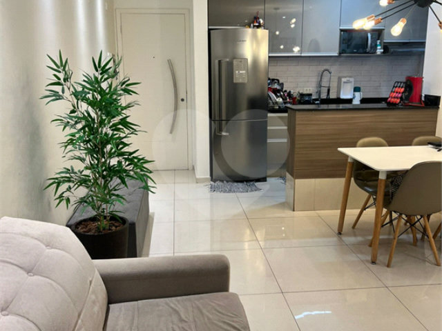 Apartamento à venda com 2 quartos, sendo 1 suíte,  em Parque Novo Mundo, São Paulo, SP