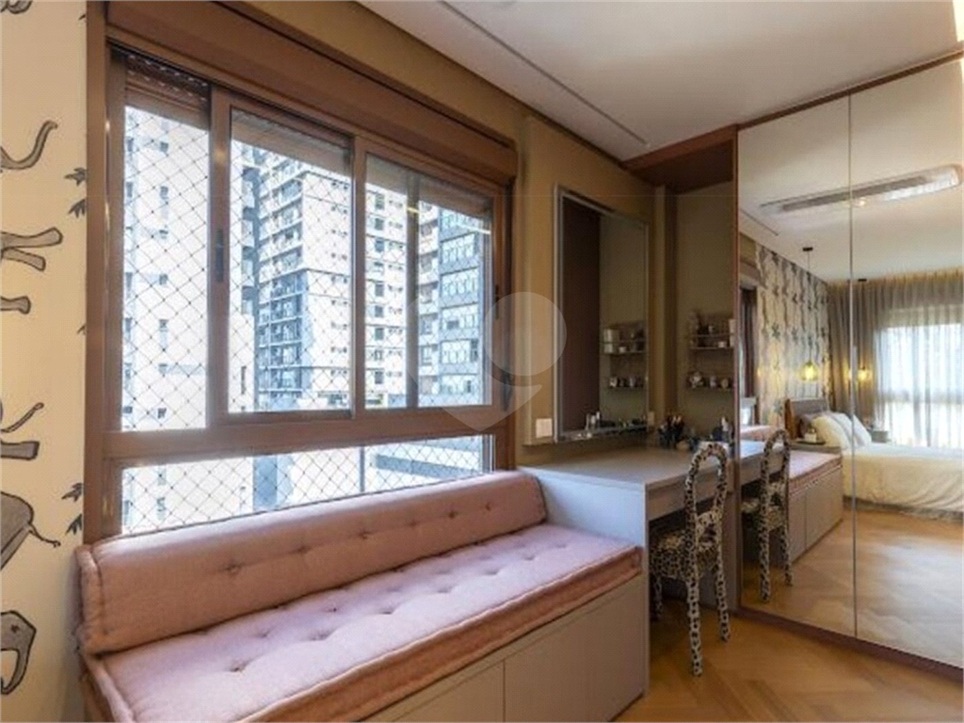 Apartamento à venda com 2 suítes em Brooklin, São Paulo, SP