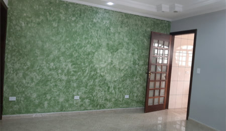 Casa Térrea à venda com 3 quartos, sendo 1 suíte,  em Vila Isolina Mazzei, São Paulo, SP