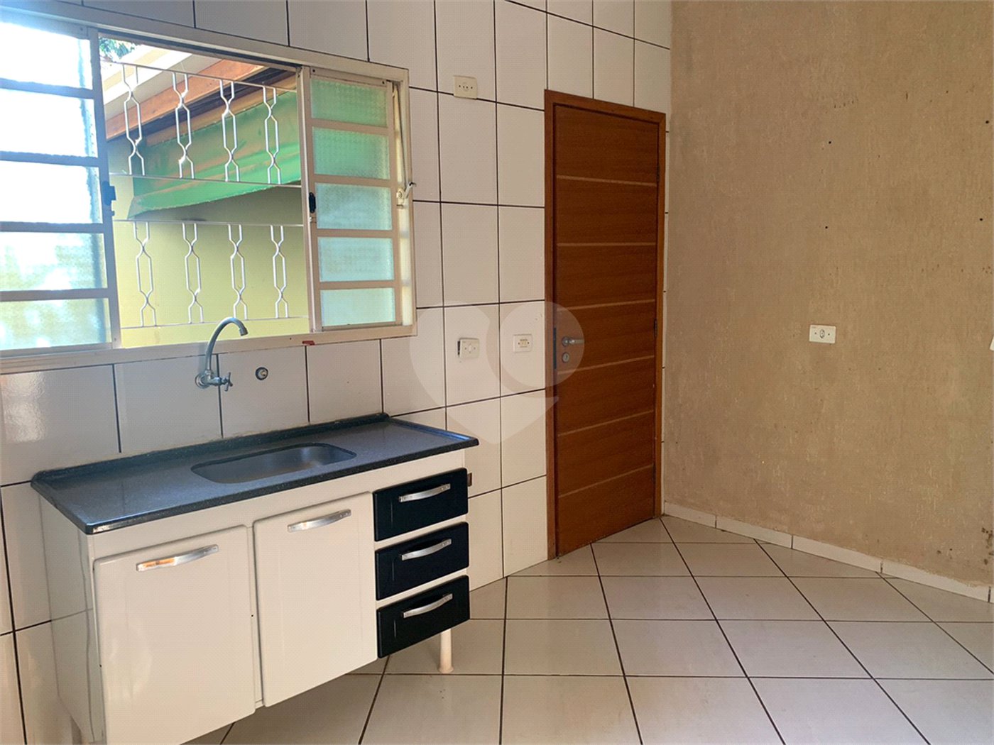 Casa à venda com 3 quartos, sendo 1 suíte,  no Centro, Três Lagoas, MS