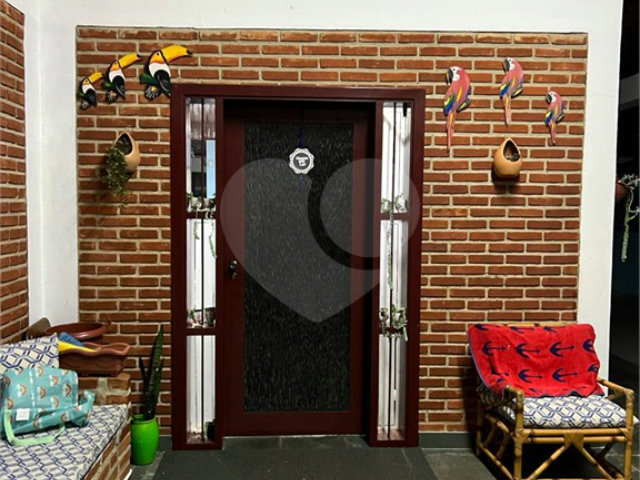 Casa Térrea à venda com 4 quartos, sendo 1 suíte,  em Boracéia, São Sebastião, SP