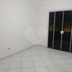 Sobrado à venda com 3 quartos, sendo 2 suítes, em Tremembé, São Paulo, SP