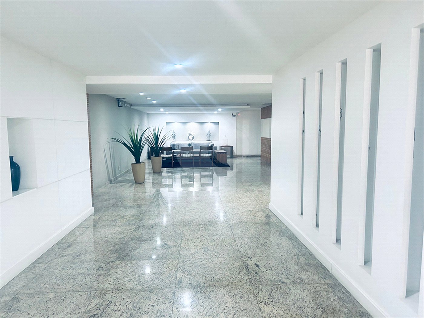 Apartamento à venda com 4 quartos, sendo 1 suíte, em Tijuca, Rio de Janeiro, RJ