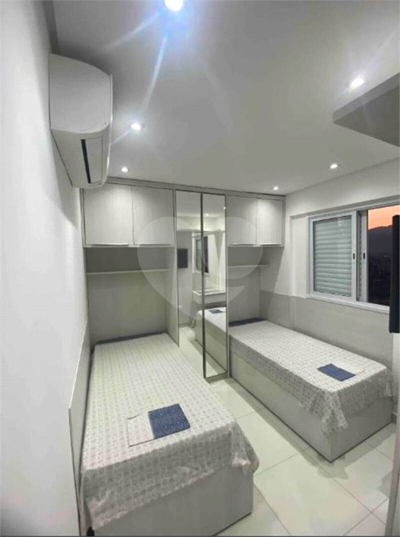 Duplex à venda com 3 suítes em Caiçara, Praia Grande, SP