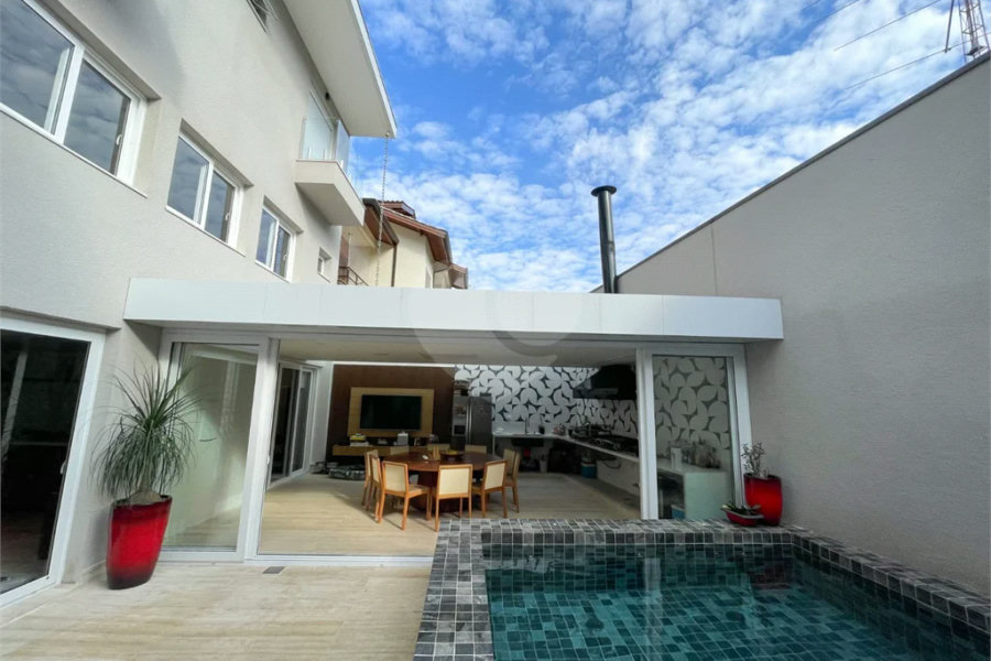 Casa à venda com 3 suítes em Mandaqui, São Paulo, SP
