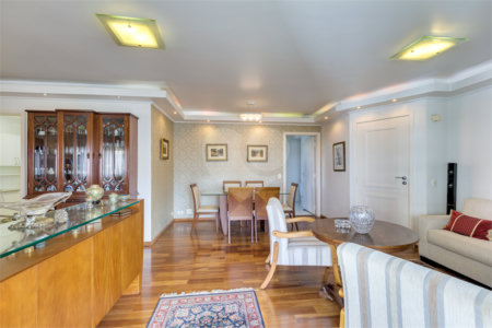 Apartamento à venda com 3 quartos, sendo 2 suítes, em Jardim Marajoara, São Paulo, SP