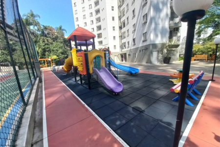 Apartamento à venda com 3 quartos, sendo 1 suíte, em Vila Andrade, São Paulo, SP