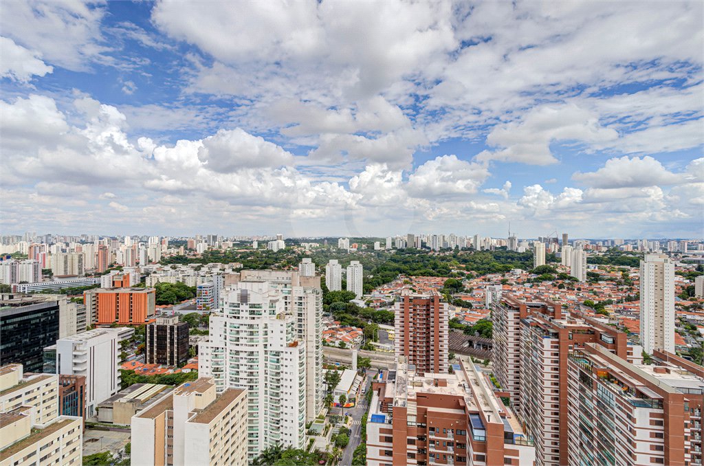 Duplex à venda com 2 suítes em Granja Julieta, São Paulo, SP